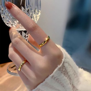 SHINY金色菱格紋戒指，不鏽鋼材質不會褪色，輕奢時尚高級感，適合男女情侶戒指