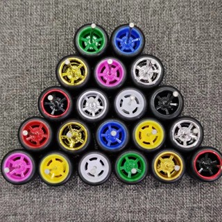 5 套 1/64 車輪帶固定橡膠輪胎 5 輻條 5 射線適用於 1:64 玩具模型壓鑄汽車改裝零件適用於風火輪