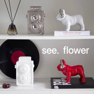 【SEE✿ FLOWER】簡約未來風紅色耳機鬥牛犬狗雕塑陶瓷銀色相機客廳藝術 耳機動物小狗擺件現代簡約入戶玄關櫃子酒櫃書