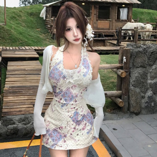 韓版旅行休閒度假時尚套裝女裝短版長袖披肩小外套+緊身鏤空露背印花包臀緊身掛脖蕾絲洋裝兩件套