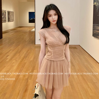 法式聚會派對時尚粉色蕾絲套裝女裝緊身V領無袖上衣+高腰A字半身裙兩件套