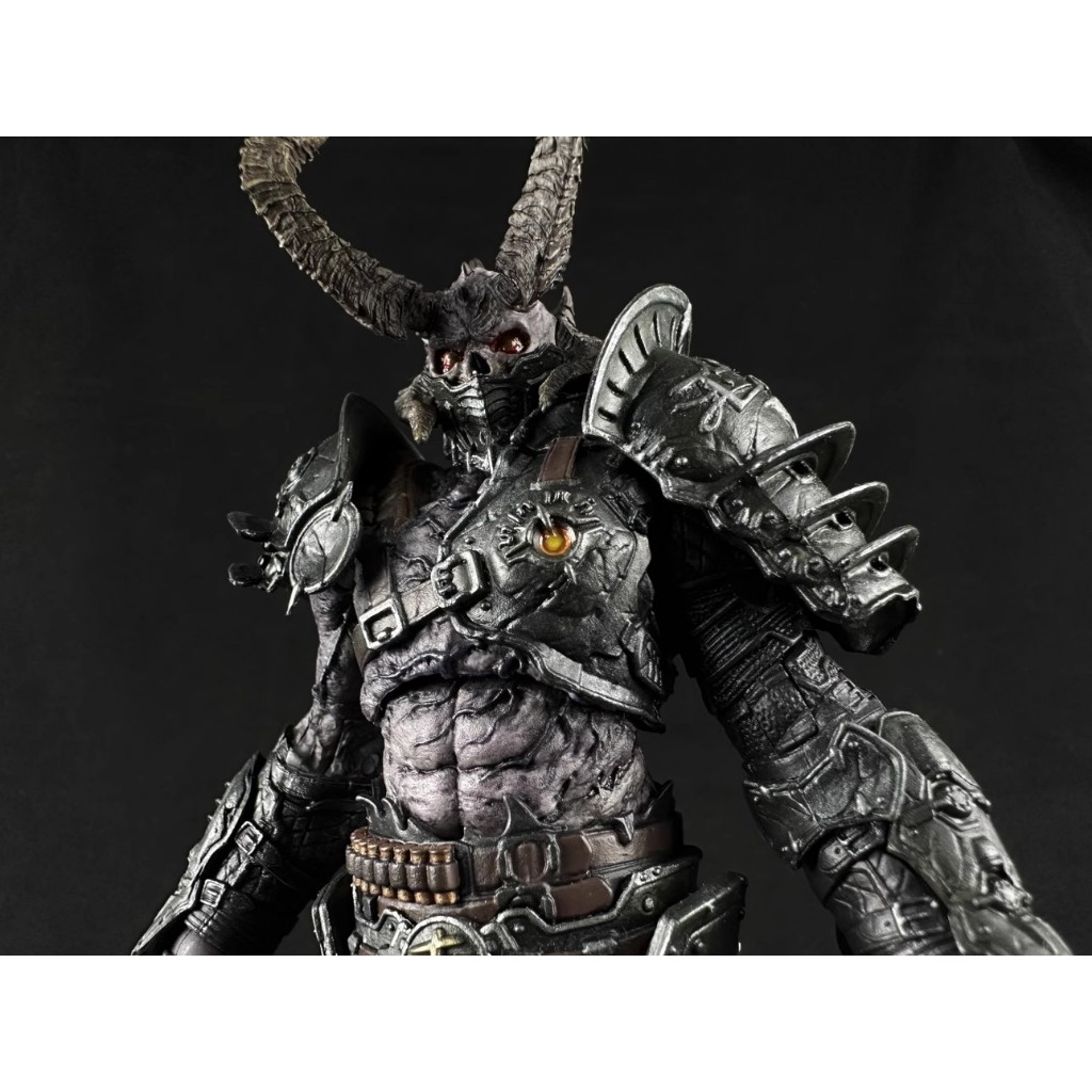 mcfarlane麥克法蘭 DOOM掠奪者重塗美系玩具模型手辦成品