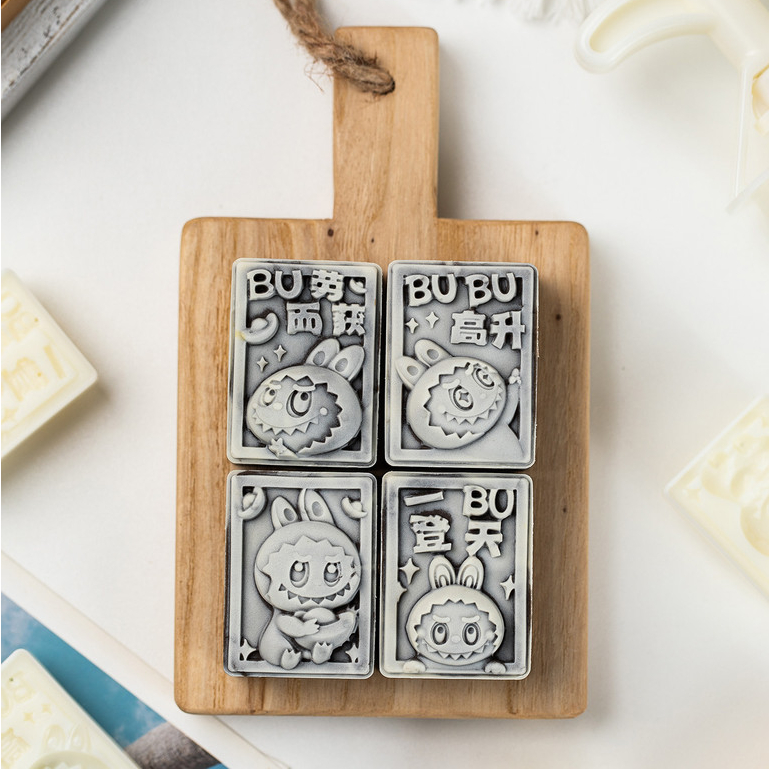 現貨 月餅模具 25-50克labubu 卡通 綠豆糕模具 拉布兔子 可愛手壓 桃山皮糕點模具