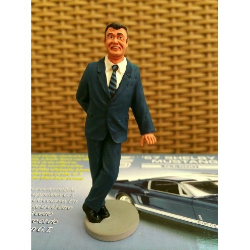 Carroll Shelby 卡羅爾謝爾比福特野馬賽車創始樹脂人偶模型 1:24