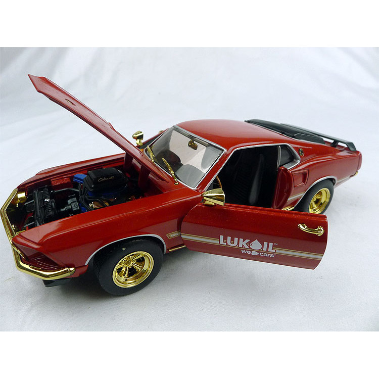Ford Mustang Lukoil福特野馬賽車模型喬尼Johnny Lightning 1:24