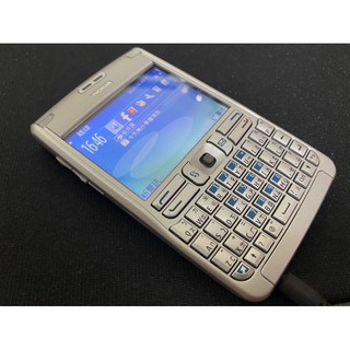 收藏品：Nokia E61 2.8 吋螢幕 Qwerty 鍵盤 功能正常