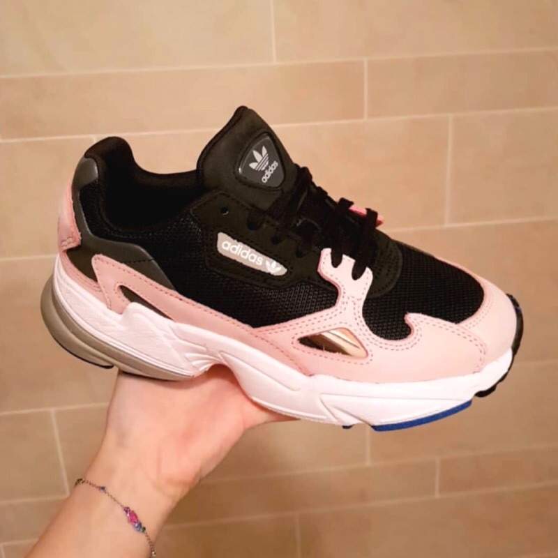 adidas falcon b28126