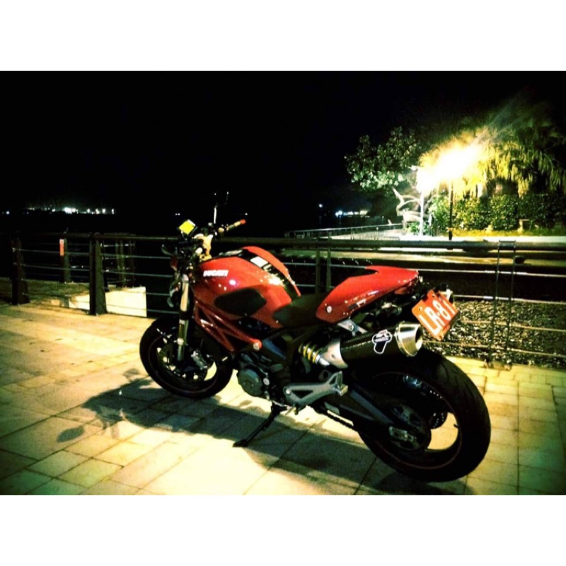 Ducati 696