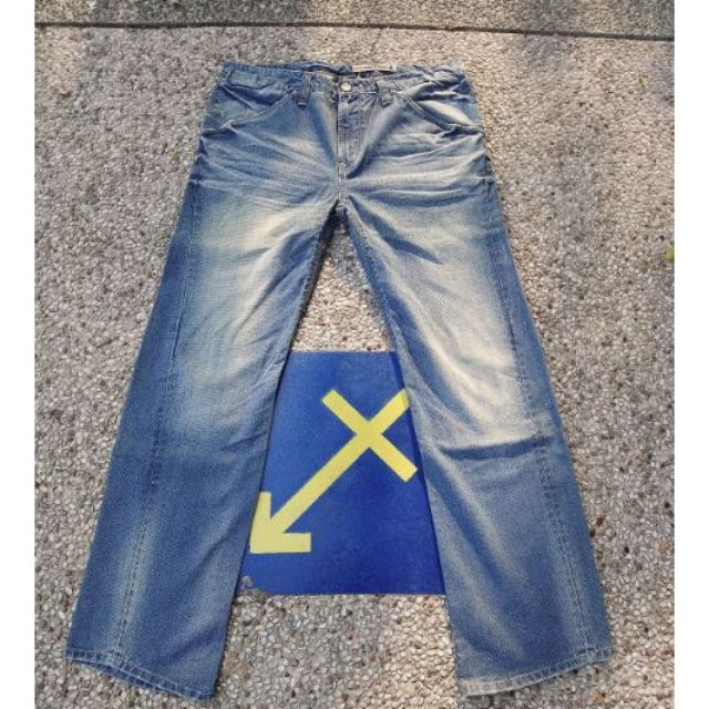 engineered jeans levis
