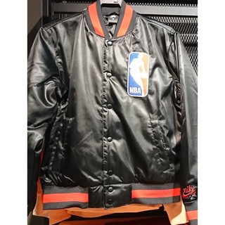 2019 一月 NIKE M SB NBA BOMBER JACKET 運動外套 棒球外套 黑紅 AH3393-010