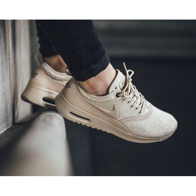 air max thea beige