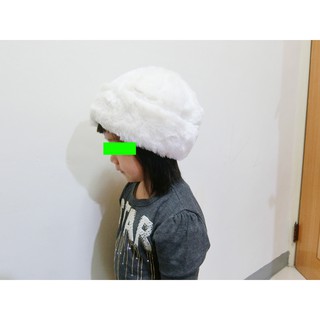 幼兒 純白色 和灰色 韓風 雪地裡浪漫的帽子 兒童特殊造型氣質 毛帽 雪球帽 保暖 貝雷帽 4歲兒童模特兒實拍