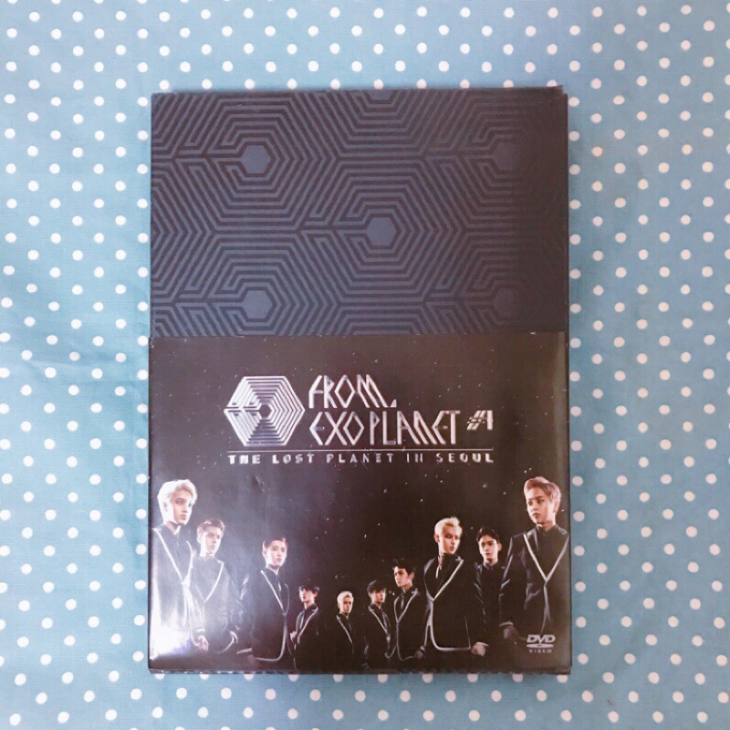 （限定賣場）EXO 演唱會DVD+團綜