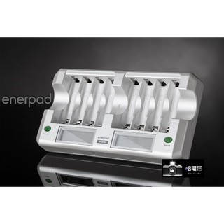 enerpa祥業液晶8槽快速充(放)電器+國際牌eneloop低放電3號8顆(可充2100次)送電池盒二個