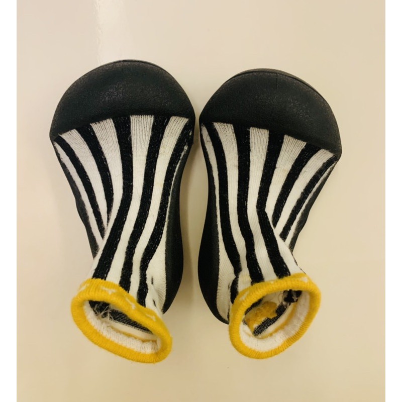 二手韓國Attipas 襪型學步鞋 嬰兒鞋 九成新 13.5cm