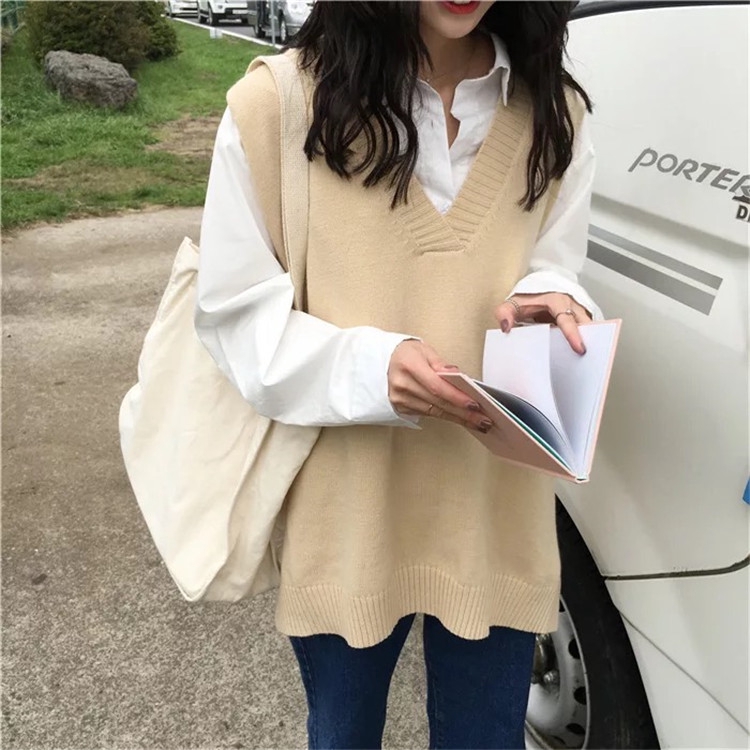 Bu穿搭分享 看起來變聰明又很韓 2021韓妞大勢的 學生感針織背心 搭配技巧 美力升級beauty Upgrade