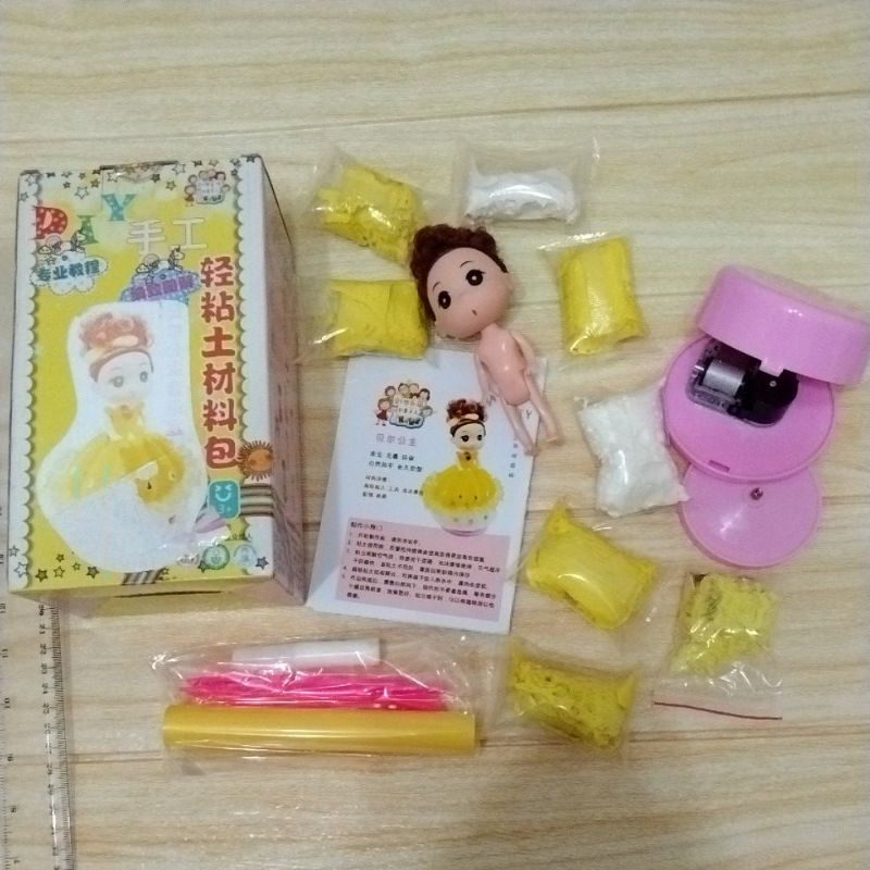 娃娃機 出品 二手 現貨 旋轉 公主 輕黏土 音樂盒 黏土 DIY 工具 蕾絲 展示盒 娃娃 公仔 教學 親子
