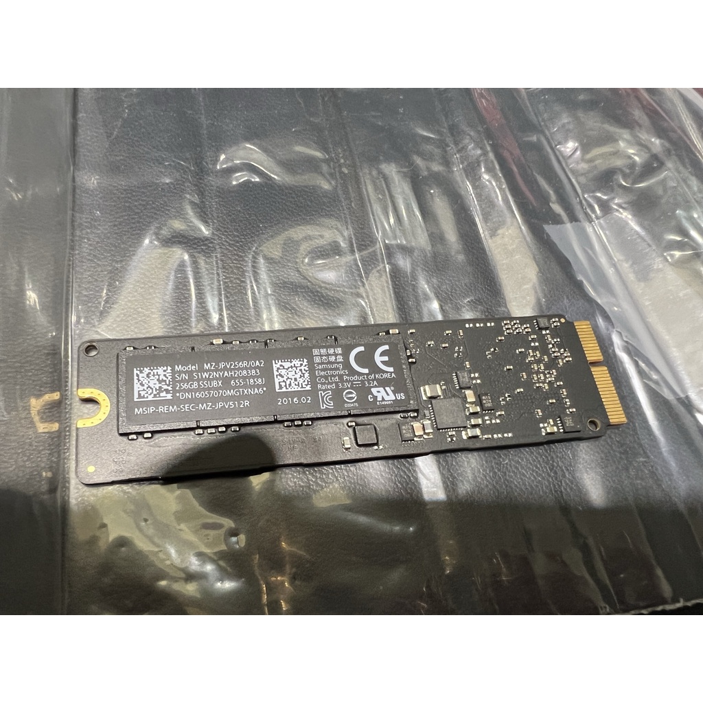 Apple 原廠SSD 256G  Macbook PRO airA1502 A1466 A1398