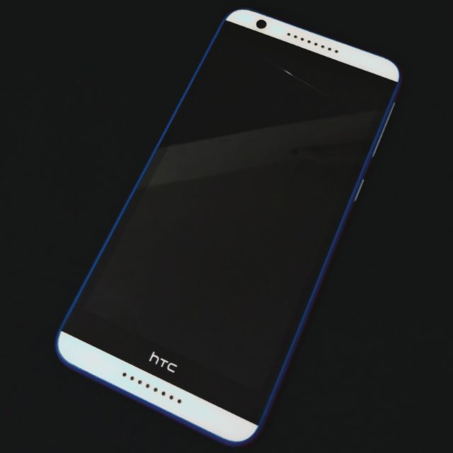 (h82f) 二手4g 手機 htc 820f (藍白)