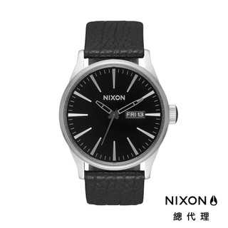 NIXON SENTRY 簡約復刻 經典黑 皮錶帶 黑錶 男錶 女錶 42MM 手錶 A105-2788