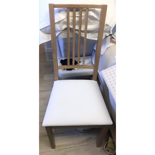 IKEA barje 實木餐桌椅可放套房椅子書桌椅