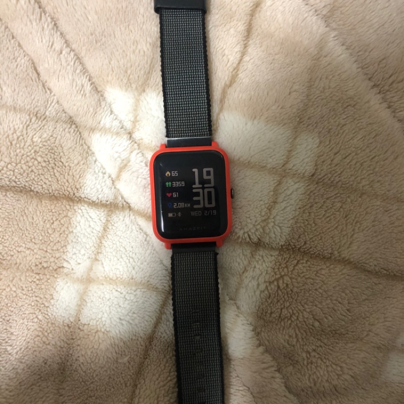 二手出售【AMAZFIT 米動手錶 青春版 橘色】  出售原因：升等AW5   狀況：9成新，已過保，有少許小刮傷