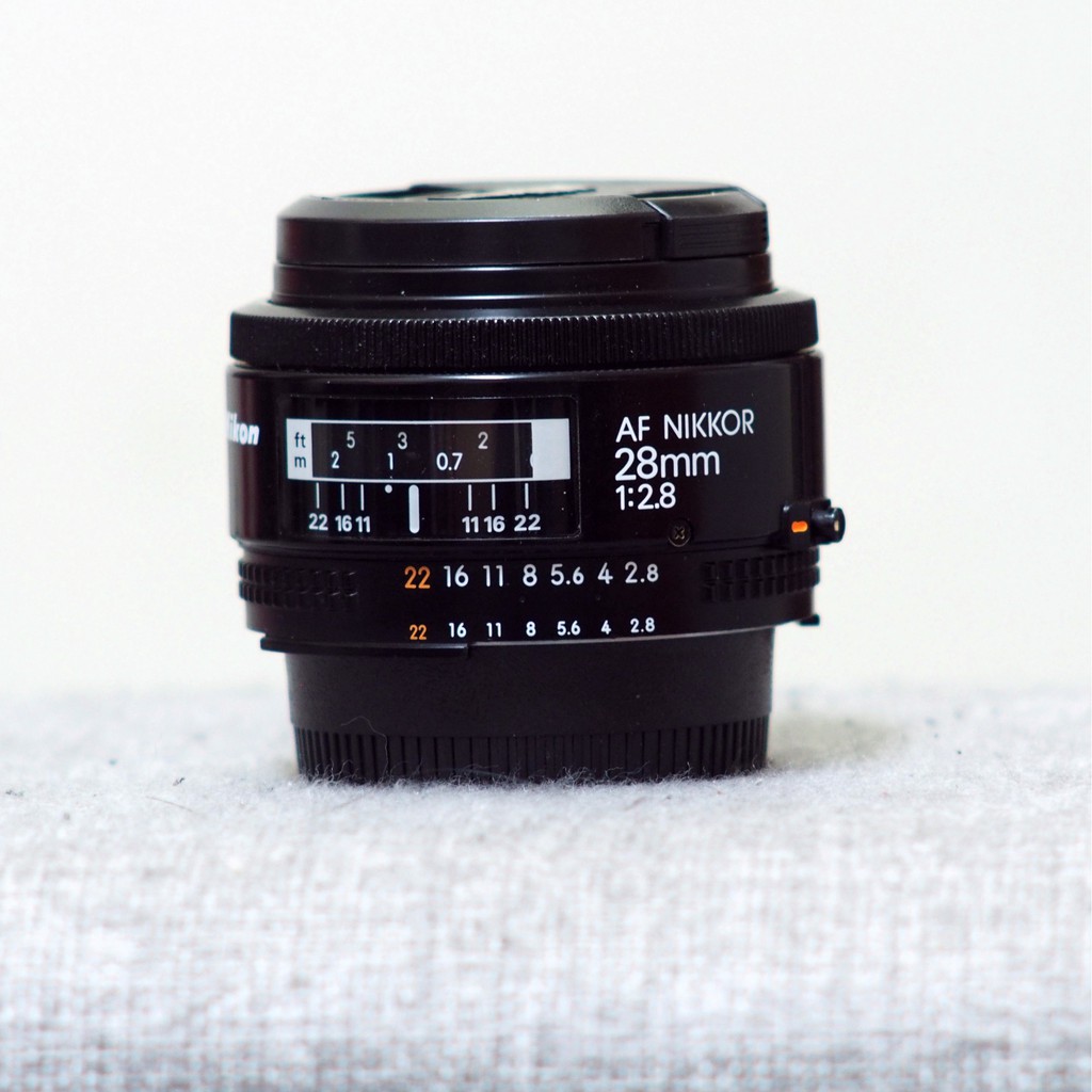 Nikon AF Nikkor 28mm f2.8 功能正常 輕微入塵