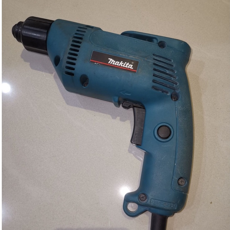 （二手中古）牧田 Makita 6821 ☆自攻牙 螺絲 起子機 自攻螺絲電鑽浪板機輕鋼架插電鎖隔間石膏板電鎖