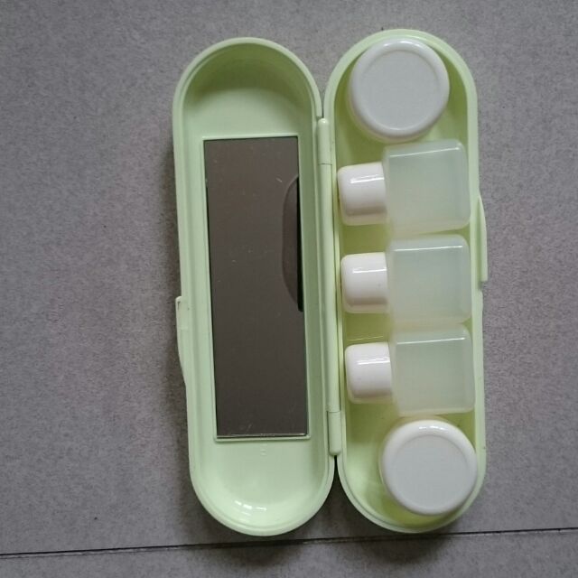 外出用保養品小容器