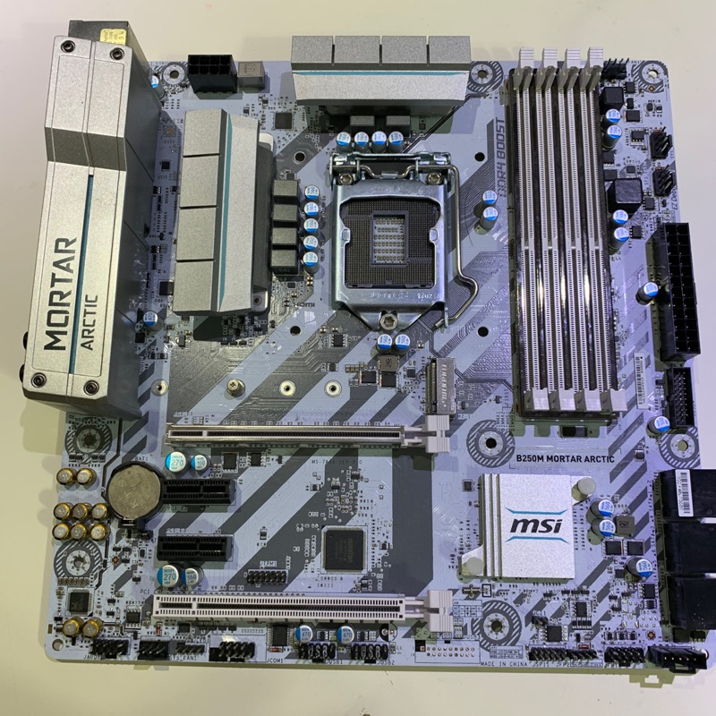 MSI B250M MORTAR ARCTIC + Intel G4600 + 8G記憶體