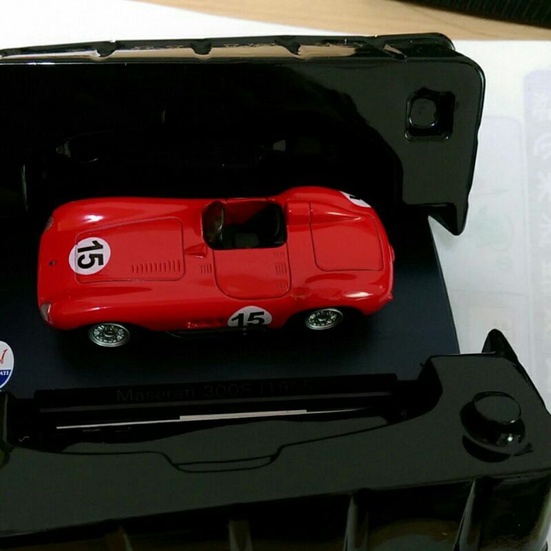 瑪莎拉蒂經典模型車1:60 1955