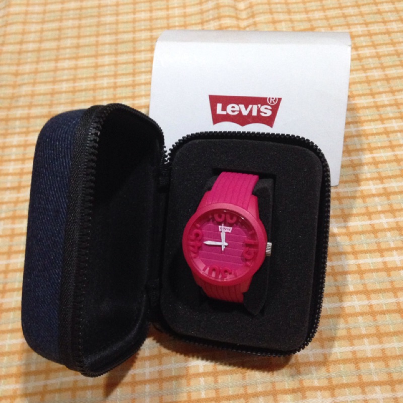 Levi's 手錶