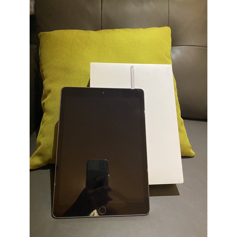 iPad 32g wifi 2018(近全新）