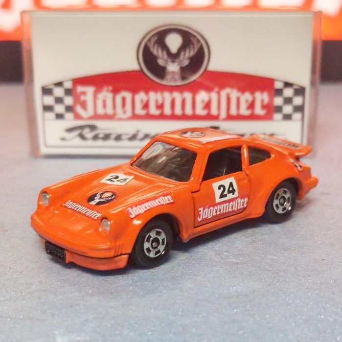 [全新稀有絕版品] 1/61 Tomica Porsche 930 Turbo Jaegermeister 日本製