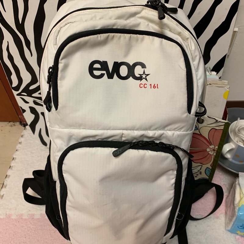 evoc 16L 單車背包 二手 白