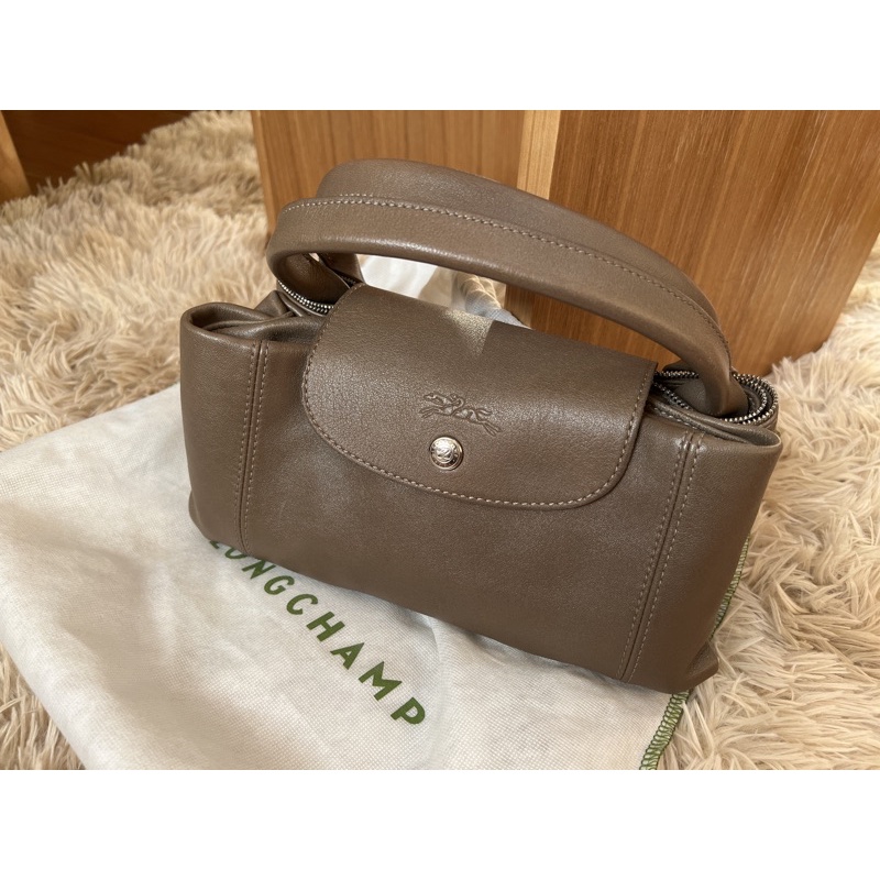 LONGCHAMP Le Pliage Cuir小羊皮短把折疊大型水餃包-大象灰色