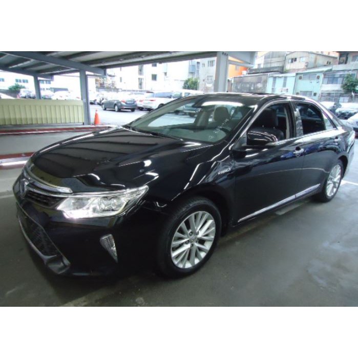 2015 TOYOTA CAMRY HYBRID 小改款 少跑 省油 節能 忘記去加油站的路