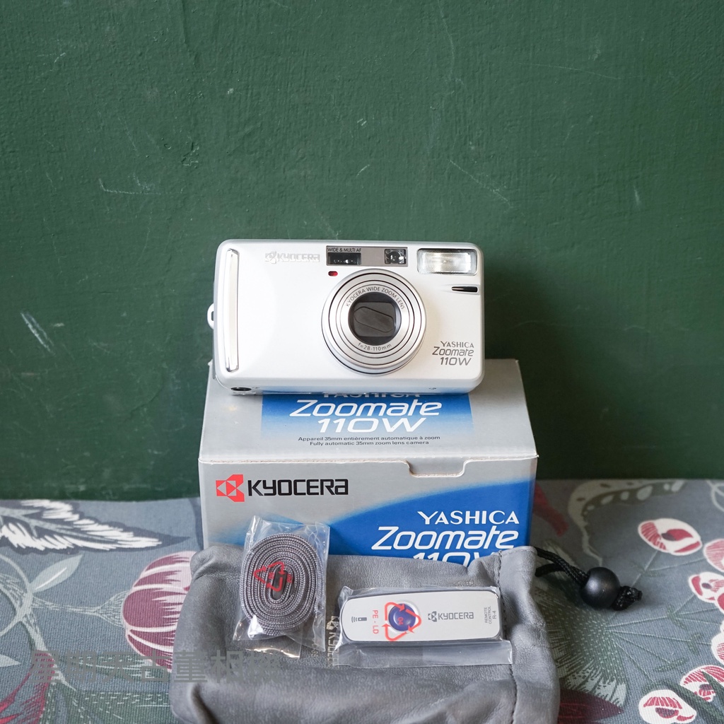 【星期天古董相機】庫存新品 KYOCERA YASHICA ZOOMATE 110W D 底片傻瓜相機