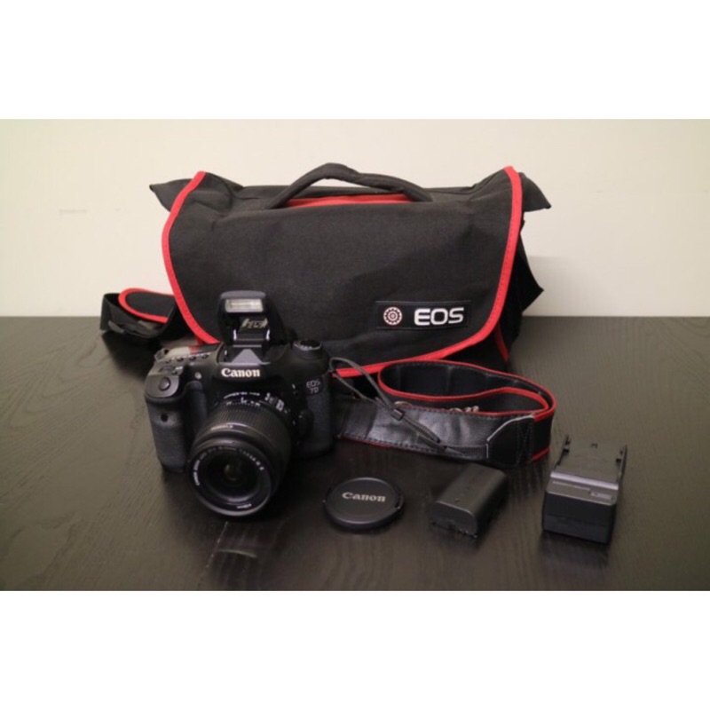 Canon EOS 7D 機身 含鏡頭 公司貨 數位單眼相機 兩顆電池