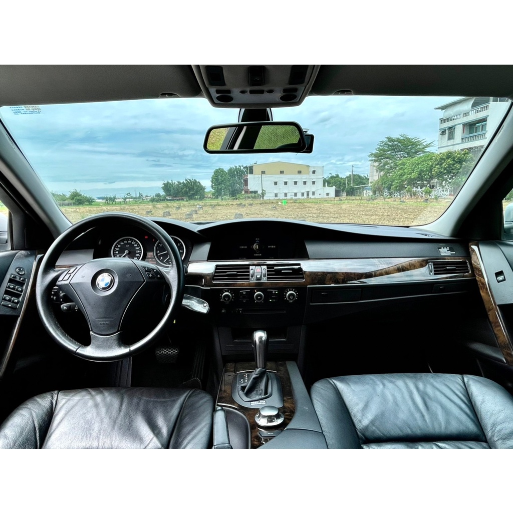 Bmw 525i中古車的價格推薦 22年12月 比價比個夠biggo