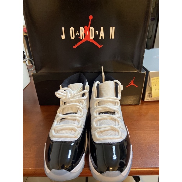 Jordan 11代 （concord配色）