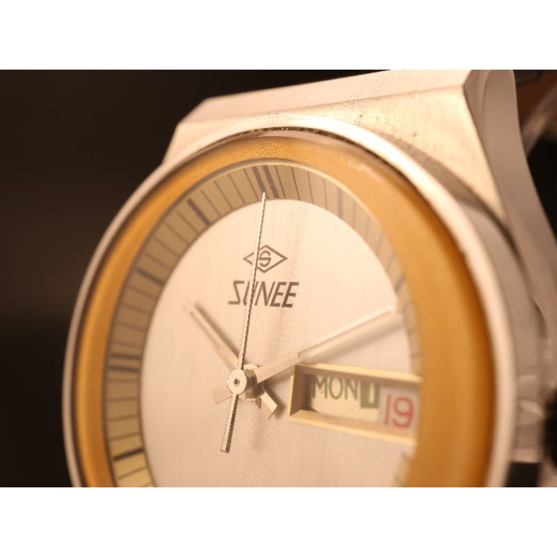 造型特殊古董瑞士製機械錶Sunee 自動手動上鍊