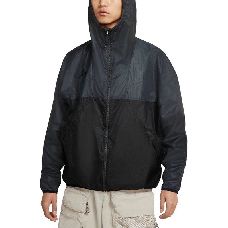 nike lightweight jacket