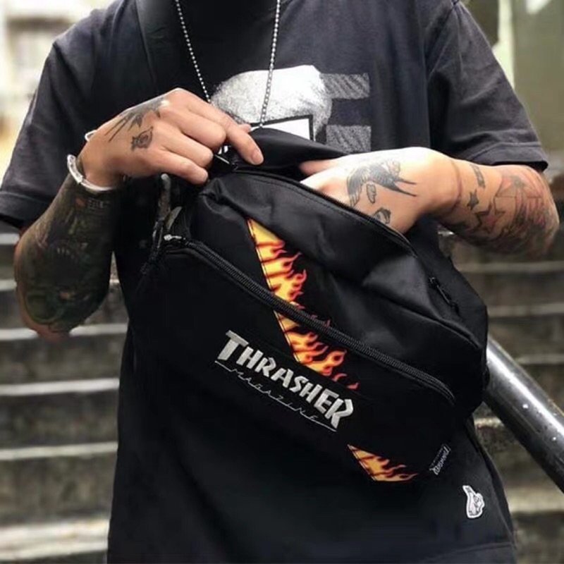 美國🇺🇸 Thrasher Flame Shoulder Bag日版 火焰 腰包 長方包 側背 潮流 滑板 火焰