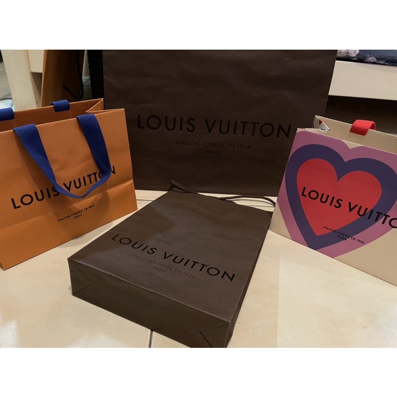 LV/Louis Vuitton/路易威登/大中小經典紙袋/絕版限量梅花紙袋/紅心紙袋/紙袋包/手拿包/環保袋