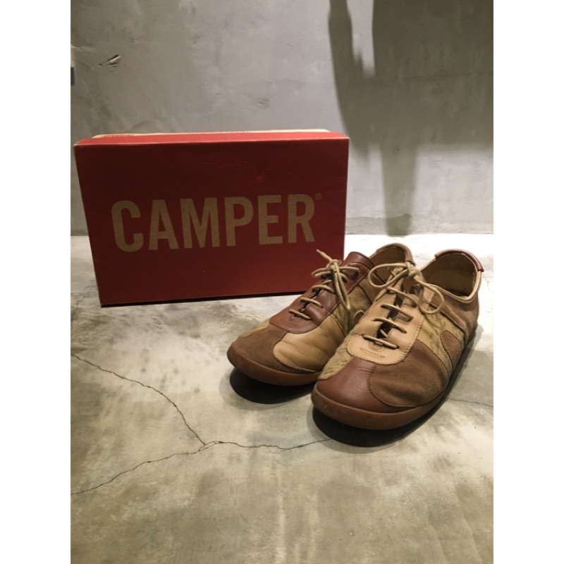 CAMPER 不對稱拱門款男鞋 EUR40