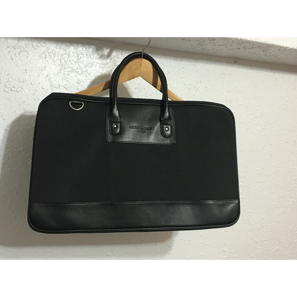 全新 真品 正品 GIORGIO ARMANI 黑色包 手提 斜背 僅一個 公事包 電腦包 手提包