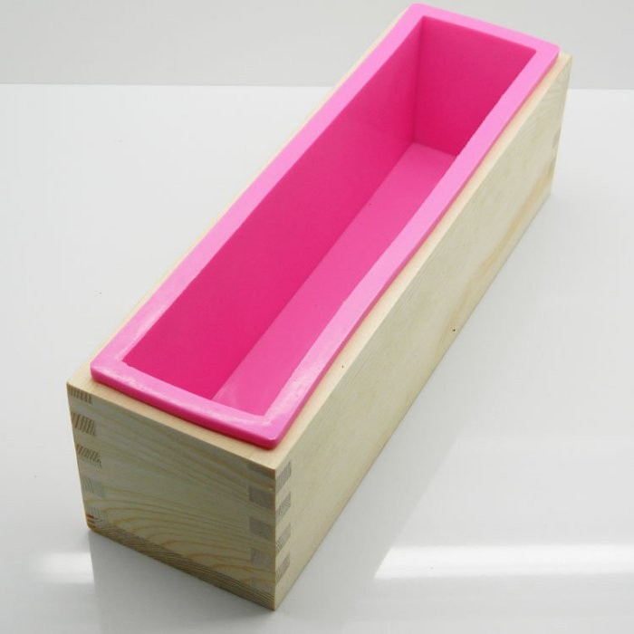 【露西皂材】木盒吐司模 1000g/1200g 吐司模具 (顏色隨機) 矽膠木盒吐司模