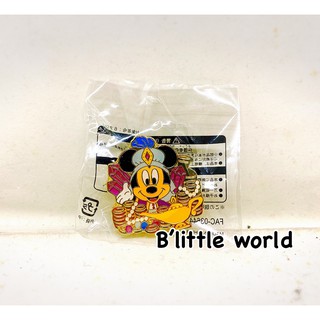 *B'Little World * [現貨] 東京迪士尼海洋限定商品/米奇金屬小胸章/東京連線