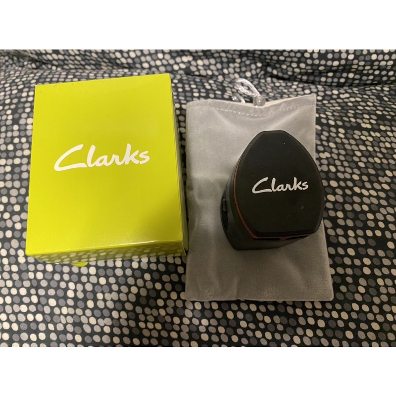 CLARKS萬用插座 旅行轉換插頭 雙USB充電 旅行插座 多國轉接頭 出國必備 萬用插座_《全新現貨》